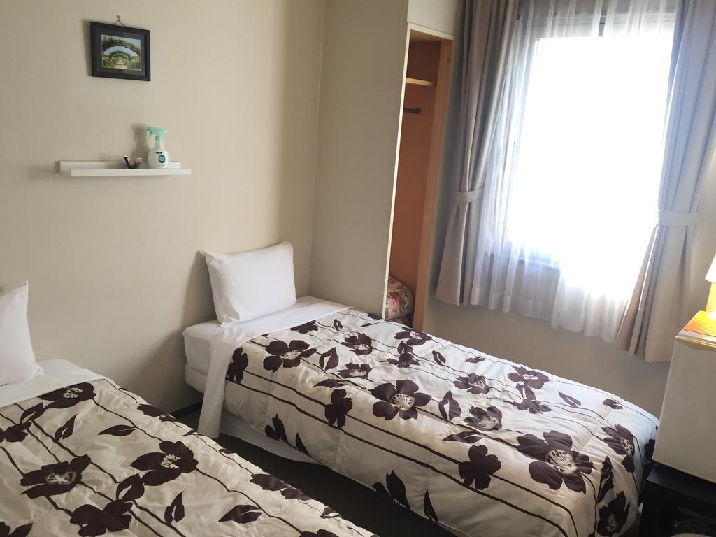 Quincy'S Inn Tojohaši Pokoj fotografie